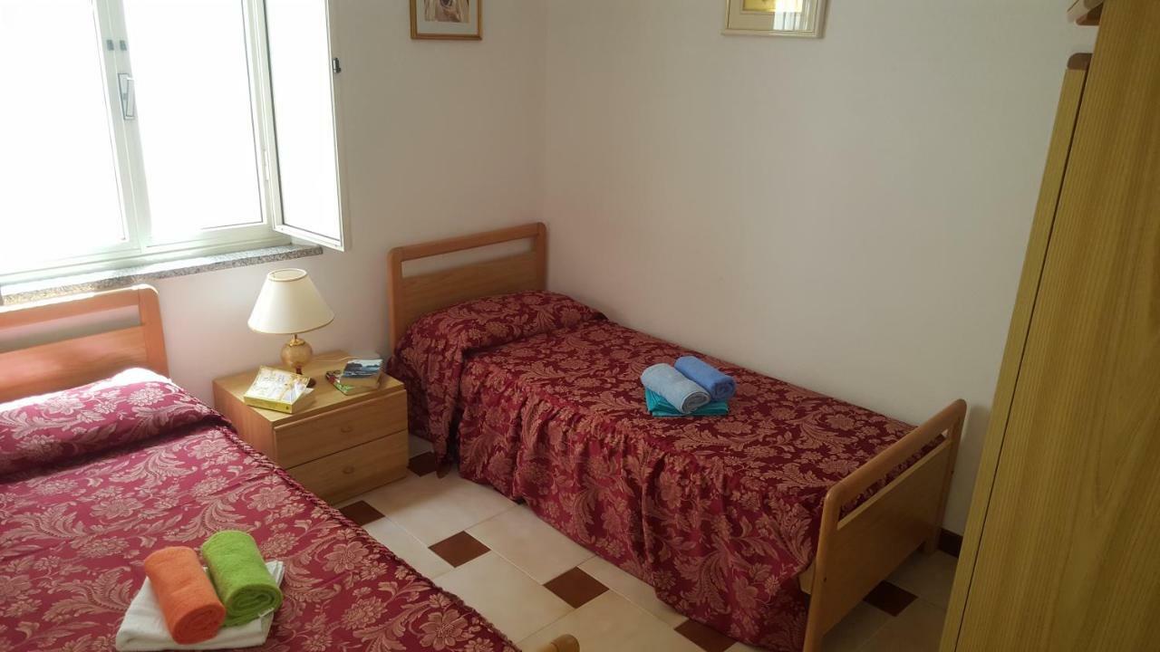 Appartamento Bouganville Magomadas 外观 照片